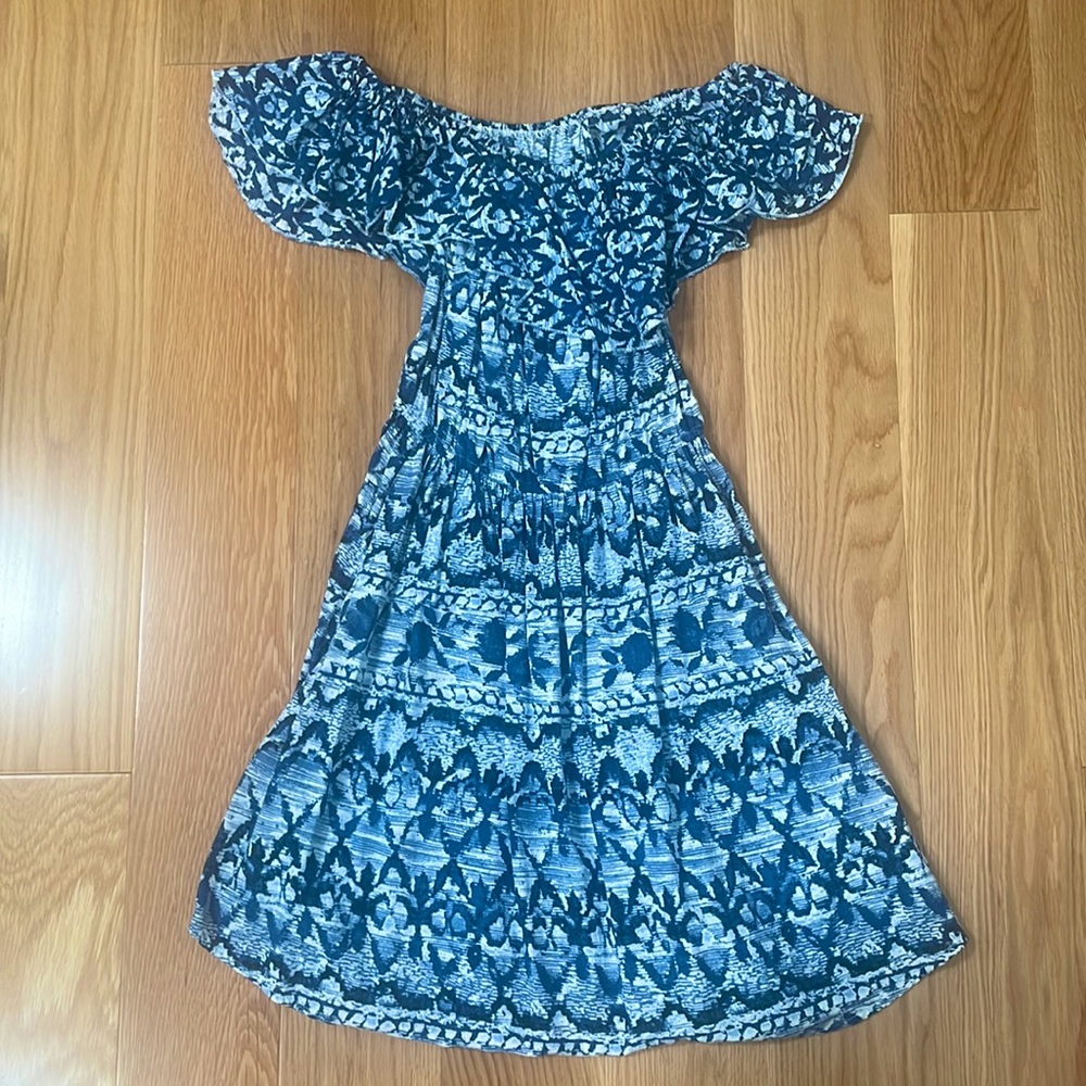 Abercrombie & Fitch Blue & White dress size small